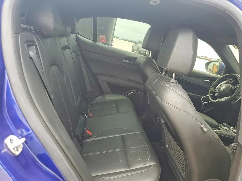 ALFA ROMEO STELVIO 2022