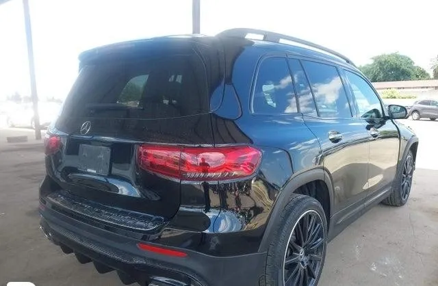 MERCEDES-BENZ GLB250 2022