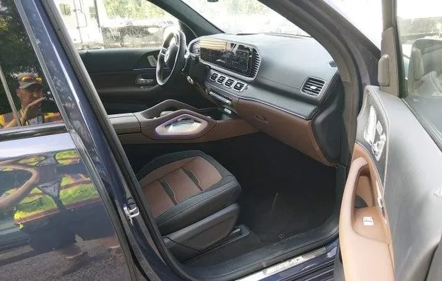 MERCEDES-BENZ GLE AMG GLE 63 2024