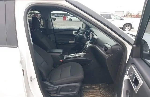 FORD EXPLORER XLT 2023