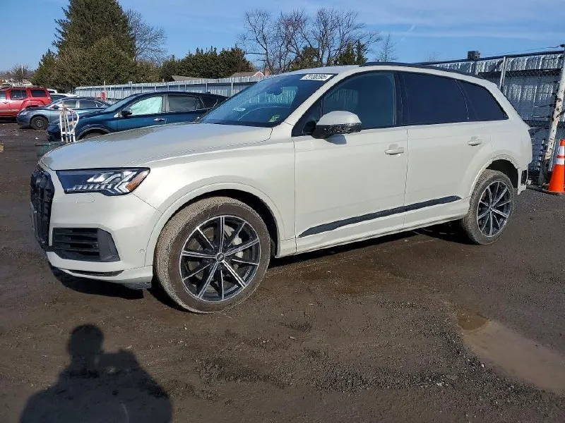 AUDI Q7 2022