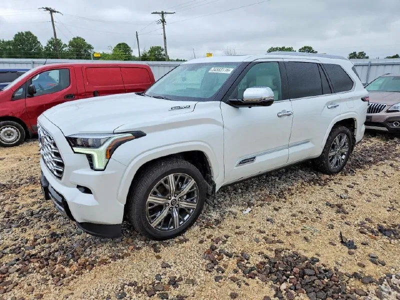 TOYOTA SEQUOIA 2023