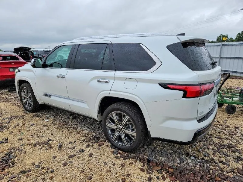 TOYOTA SEQUOIA 2023