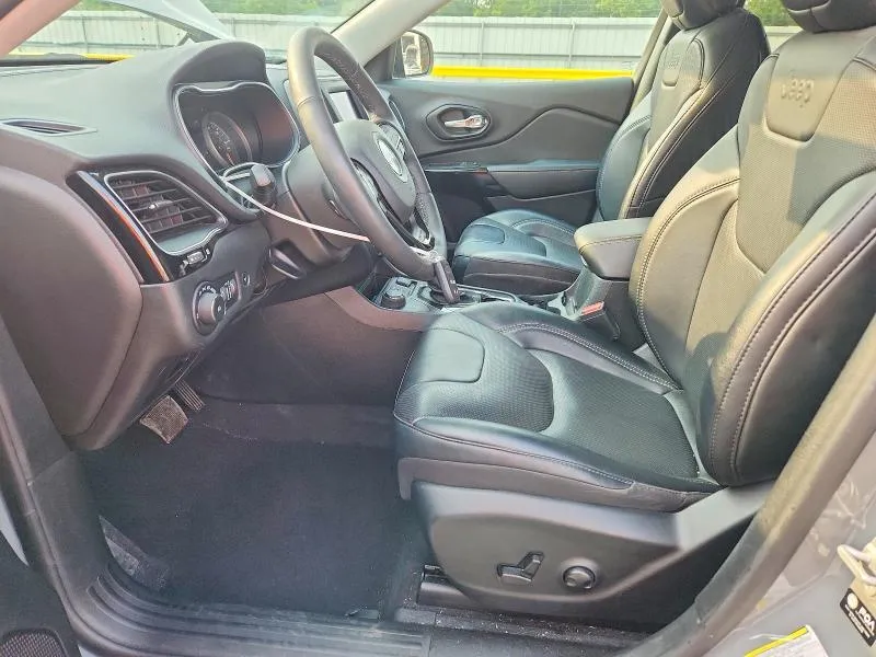 JEEP CHEROKEE ALTITUDE LUX 2023