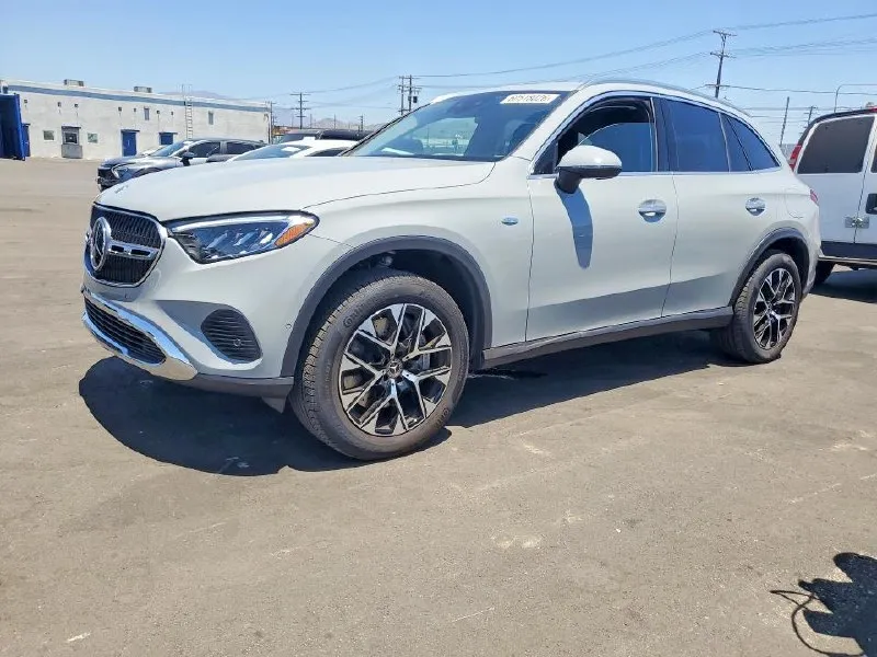 MERCEDES-BENZ GLC 350E 2025