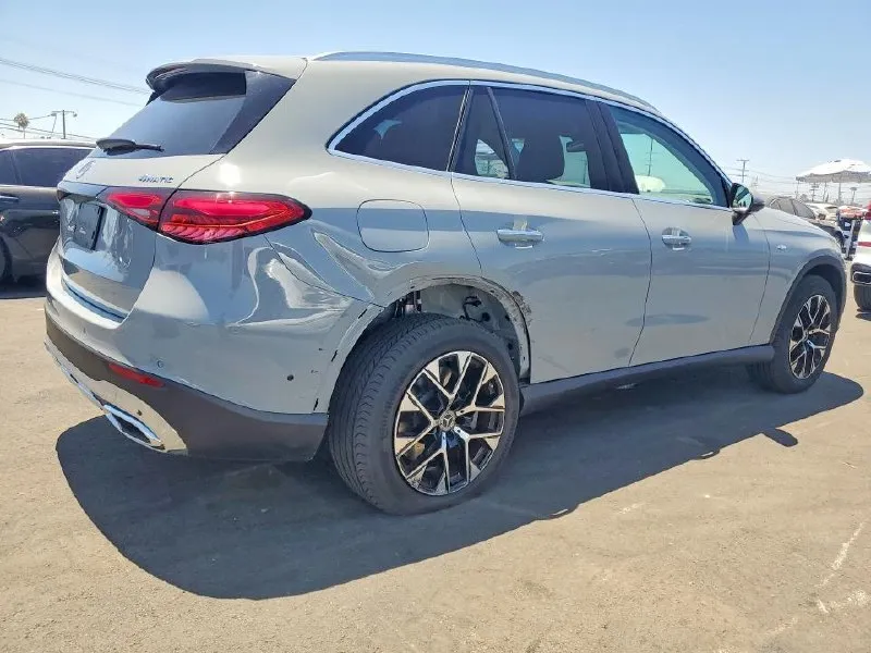 MERCEDES-BENZ GLC 350E 2025