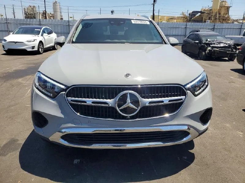 MERCEDES-BENZ GLC 350E 2025