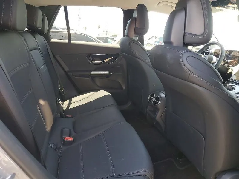 MERCEDES-BENZ GLC 350E 2025