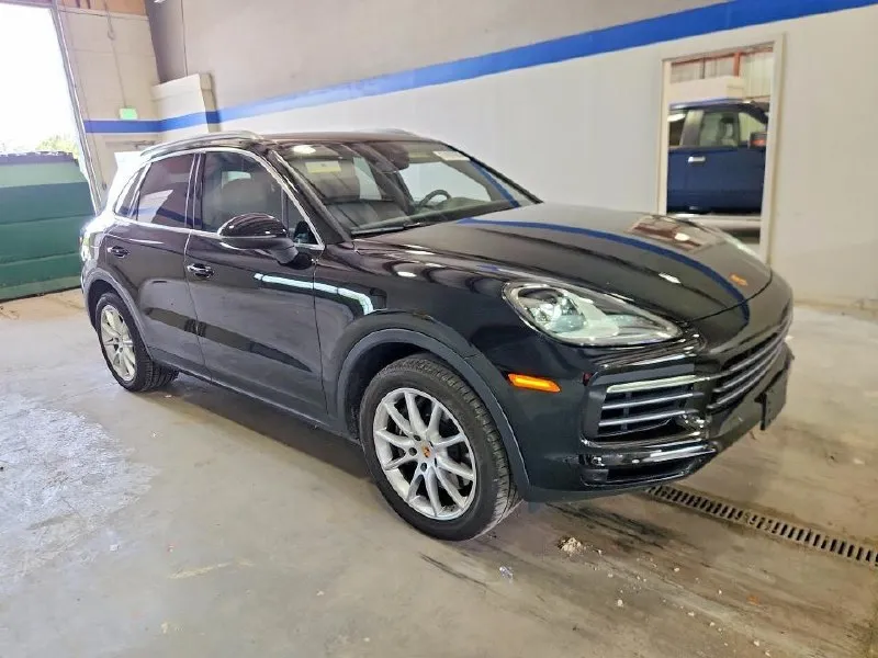 PORSCHE CAYENNE 2023