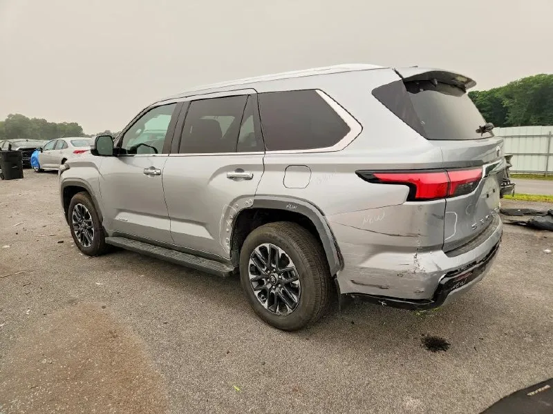 TOYOTA SEQUOIA LIMITED 2025