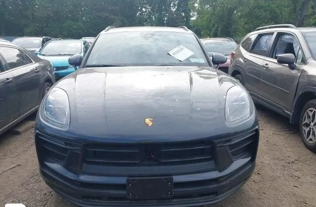 PORSCHE MACAN T 2026