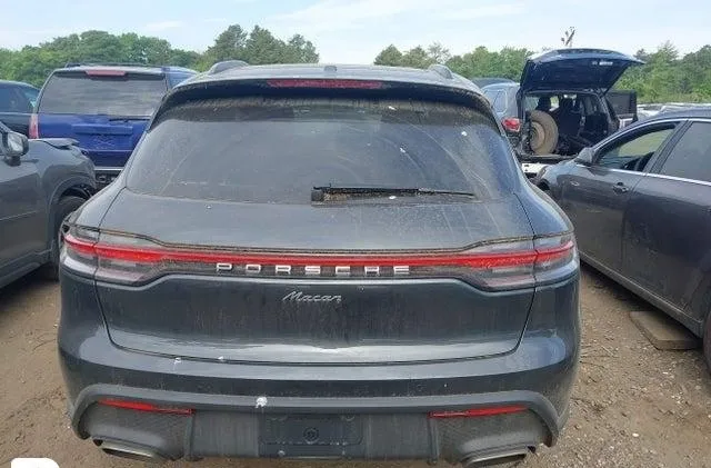 PORSCHE MACAN T 2026