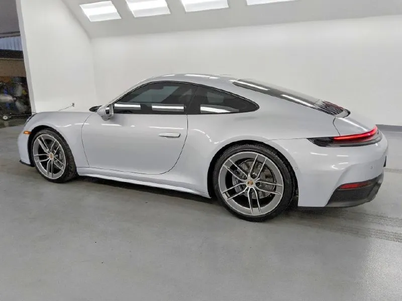 PORSCHE 911 CARRERA 2025