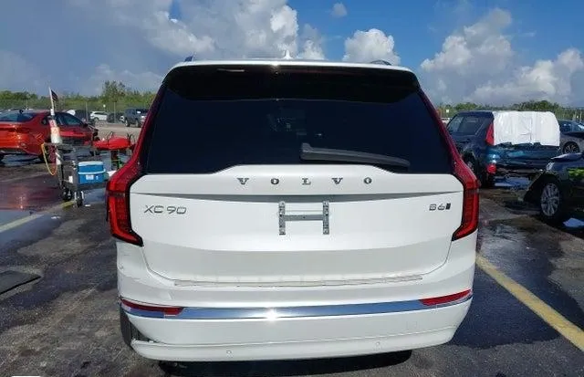 VOLVO XC90 B6 PLUS 7-SEATER 2025