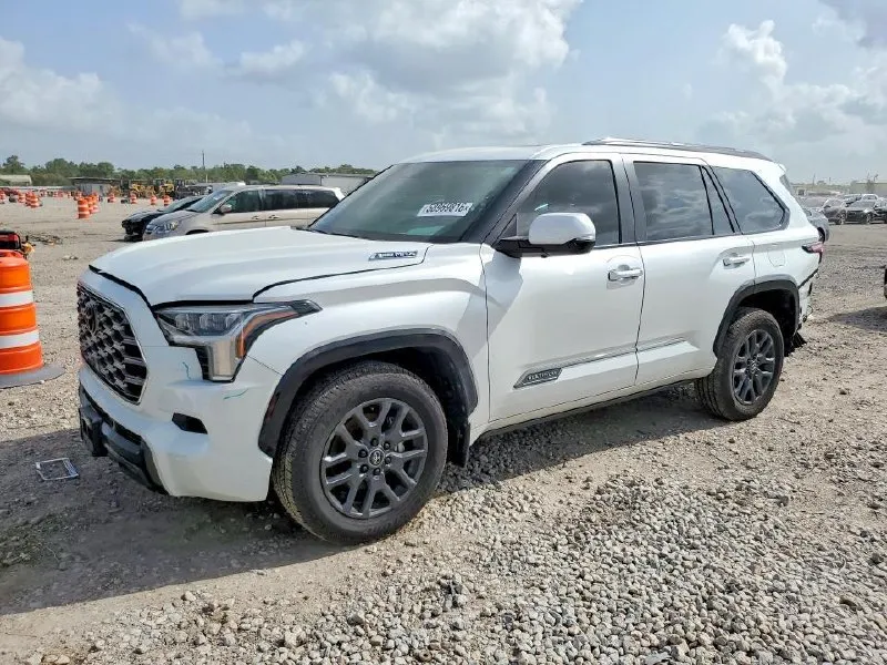 TOYOTA SEQUOIA PLATINUM 2026