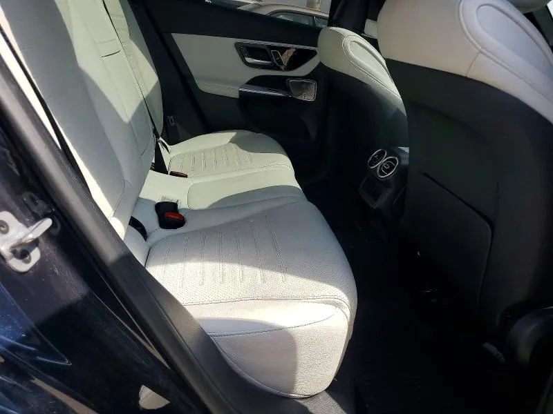MERCEDES-BENZ GLC 300 4MATIC 2023