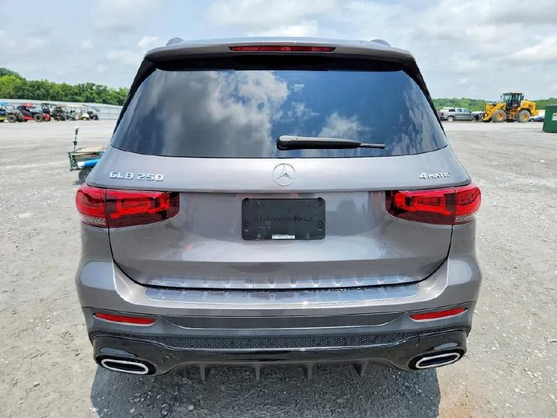 MERCEDES-BENZ GLB 250 4MATIC 2022