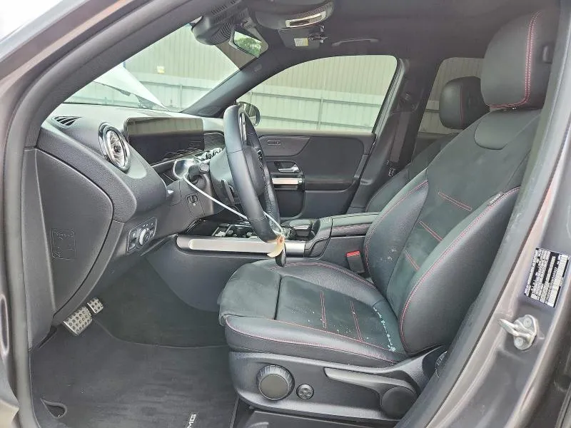 MERCEDES-BENZ GLB 250 4MATIC 2022