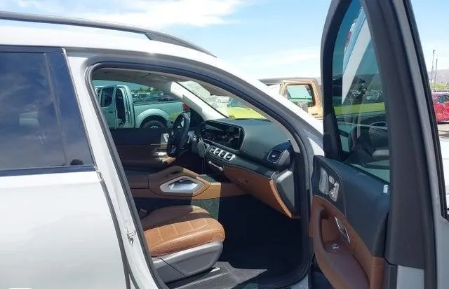 MERCEDES-BENZ GLS 4MATIC 2024