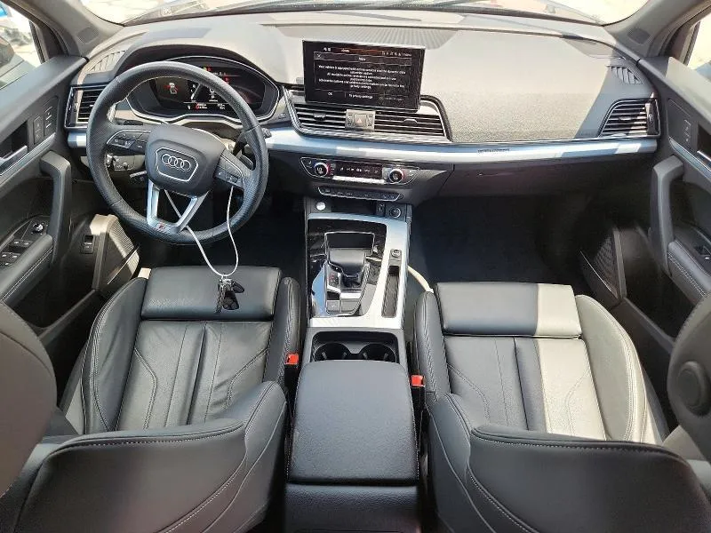 AUDI Q5 SPORTBACK PRM PLS 45 2024