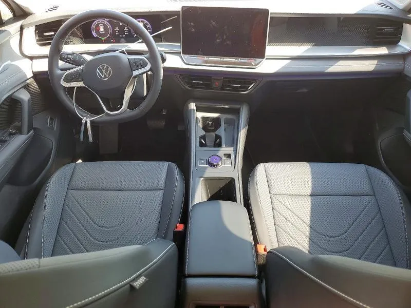 VOLKSWAGEN TIGUAN SE 2025