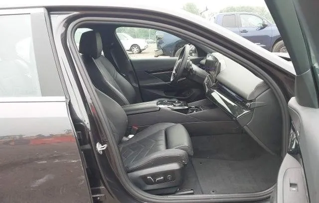 BMW 530I XDRIVE 2024