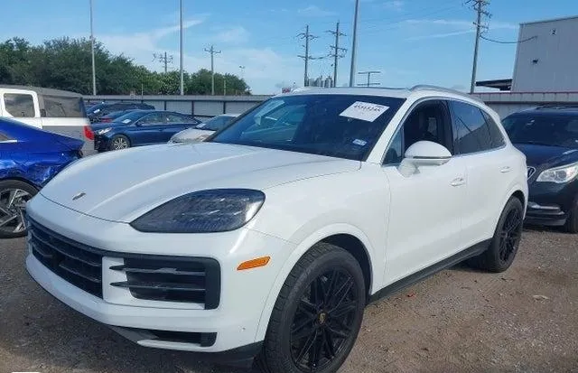 PORSCHE CAYENNE 2024