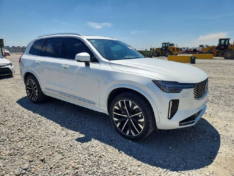 VOLVO XC90 ULTRA 2025