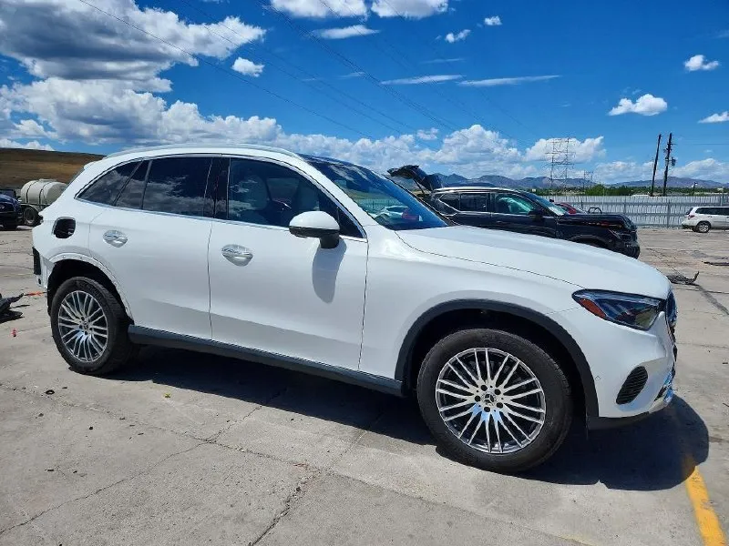 MERCEDES-BENZ GLC 300 4MATIC 2024