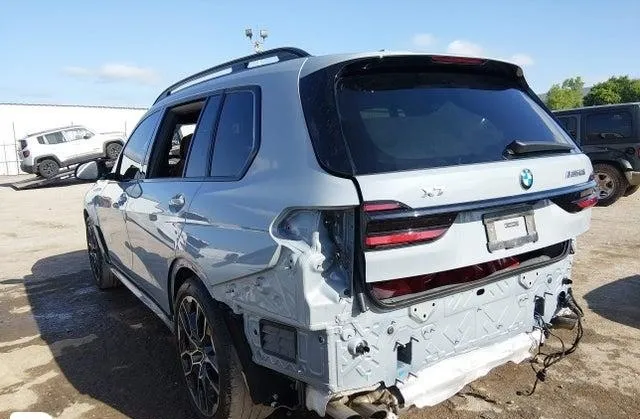 BMW X7 M60I 2025