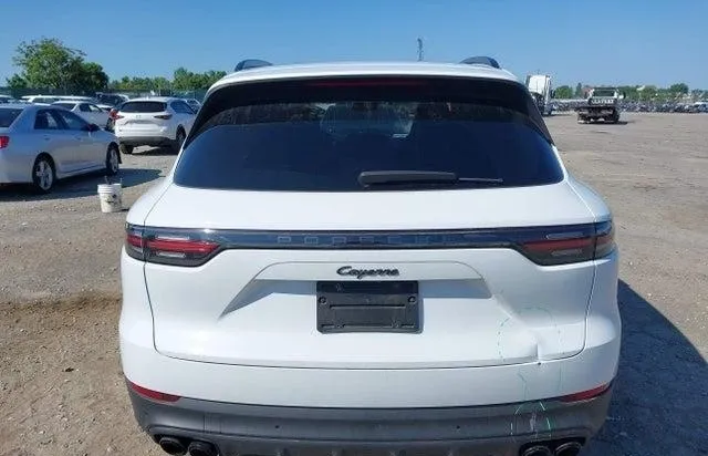 PORSCHE CAYENNE PLATINUM EDITION 2023