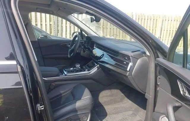 AUDI Q7 PREMIUM PLUS 55 TFSI QUATTRO TIPTRONIC 2023