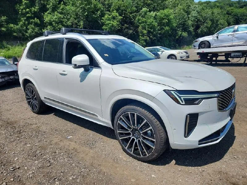 VOLVO XC90 PLUS 2026