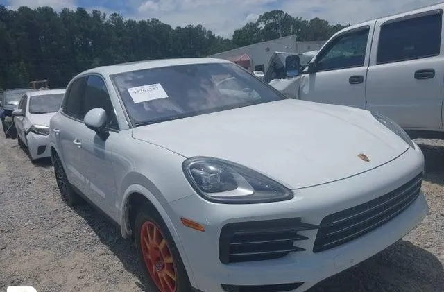 PORSCHE CAYENNE PLATINUM EDITION 2022