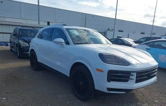 PORSCHE CAYENNE 2024