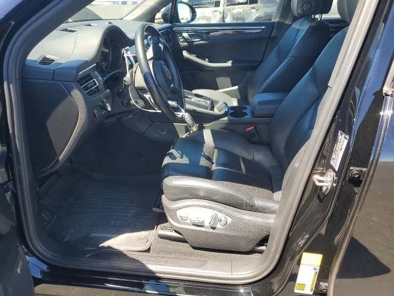 PORSCHE MACAN BASE 2023