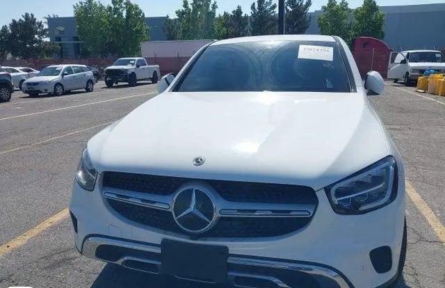 MERCEDES-BENZ GLC 4MATIC COUPE 2023