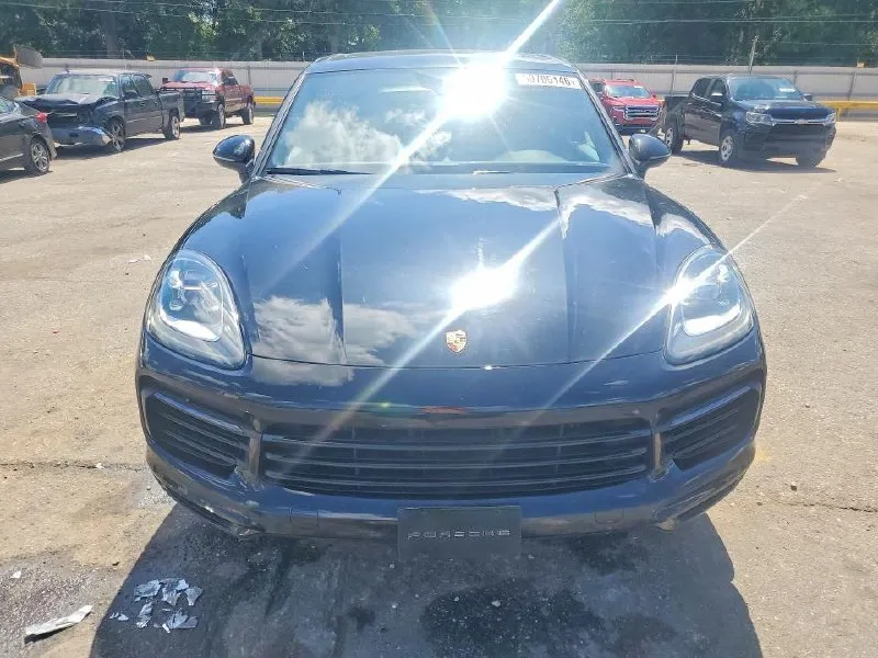 PORSCHE CAYENNE BASE 2023