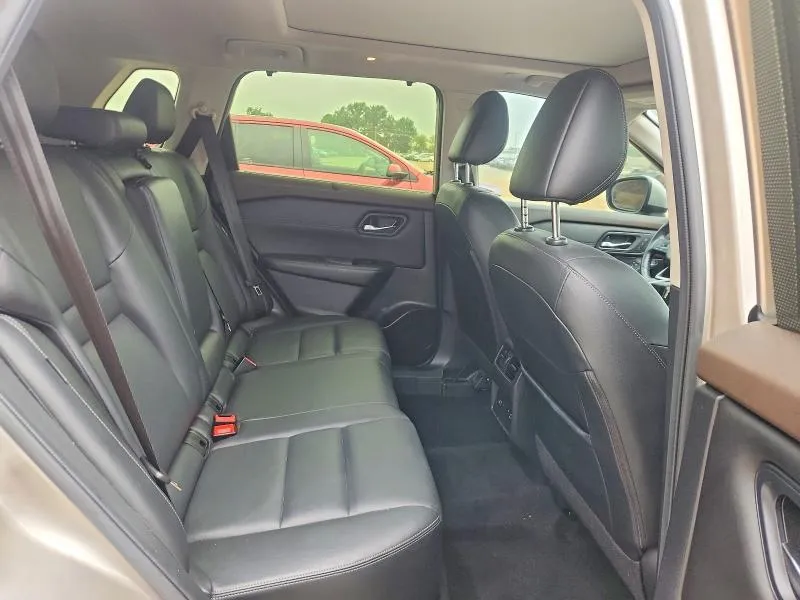 NISSAN ROGUE SL 2023