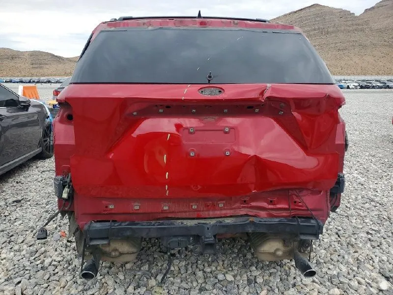 FORD EXPLORER XLT 2022