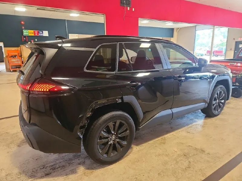 TOYOTA RAV4 XLE PREMIUM 2026