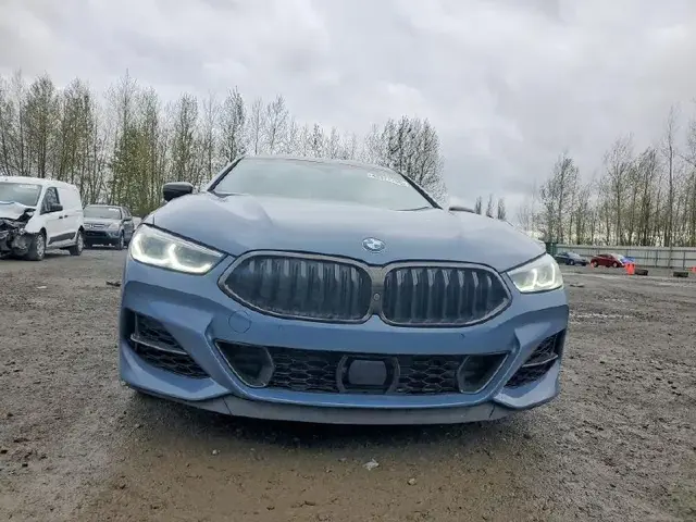 BMW M850XI 2022