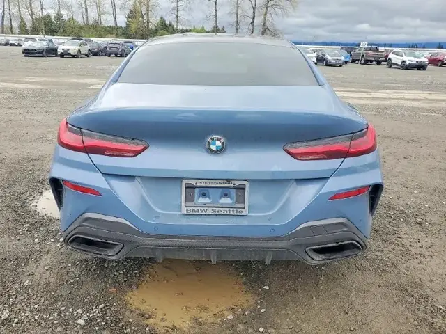 BMW M850XI 2022