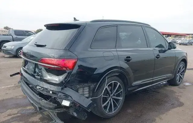 AUDI Q7 PREMIUM PLUS 55 TFSI QUATTRO TIPTRONIC 2023