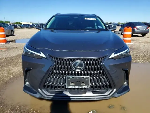 LEXUS NX PREMIUM 2023