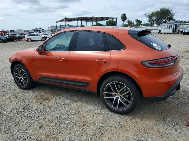 PORSCHE MACAN BASE 2023