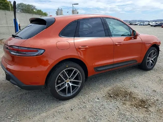 PORSCHE MACAN BASE 2023