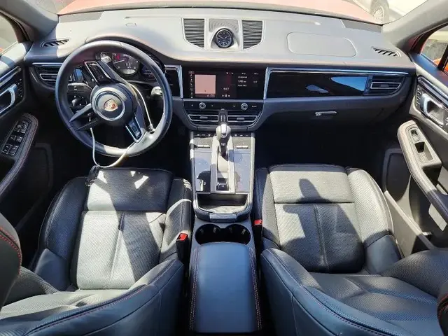 PORSCHE MACAN BASE 2023