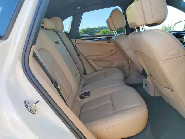 PORSCHE MACAN BASE 2023