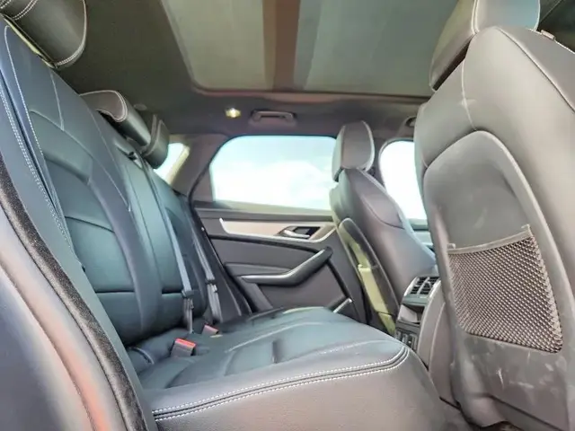 JAGUAR F-PACE 2024
